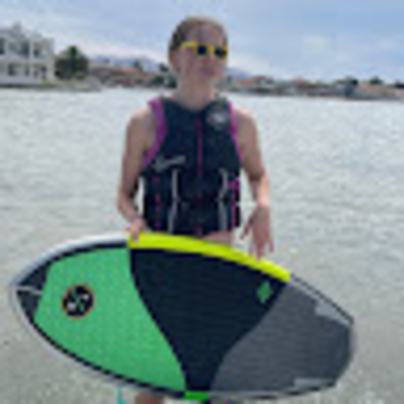 Meet your Posher, Zoe - Picture 1 of 1